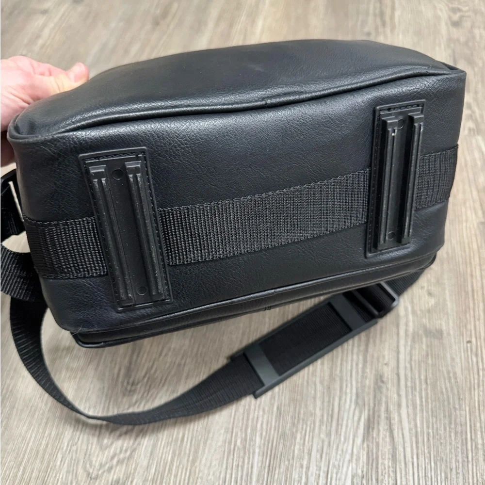 Sony Leather Camera/Camcorder Case